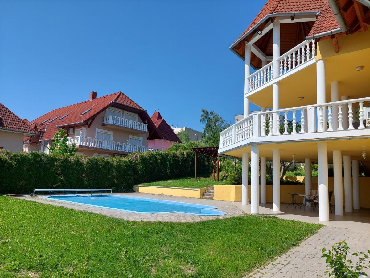 Villa Laar Хевиз Экстерьер фото
